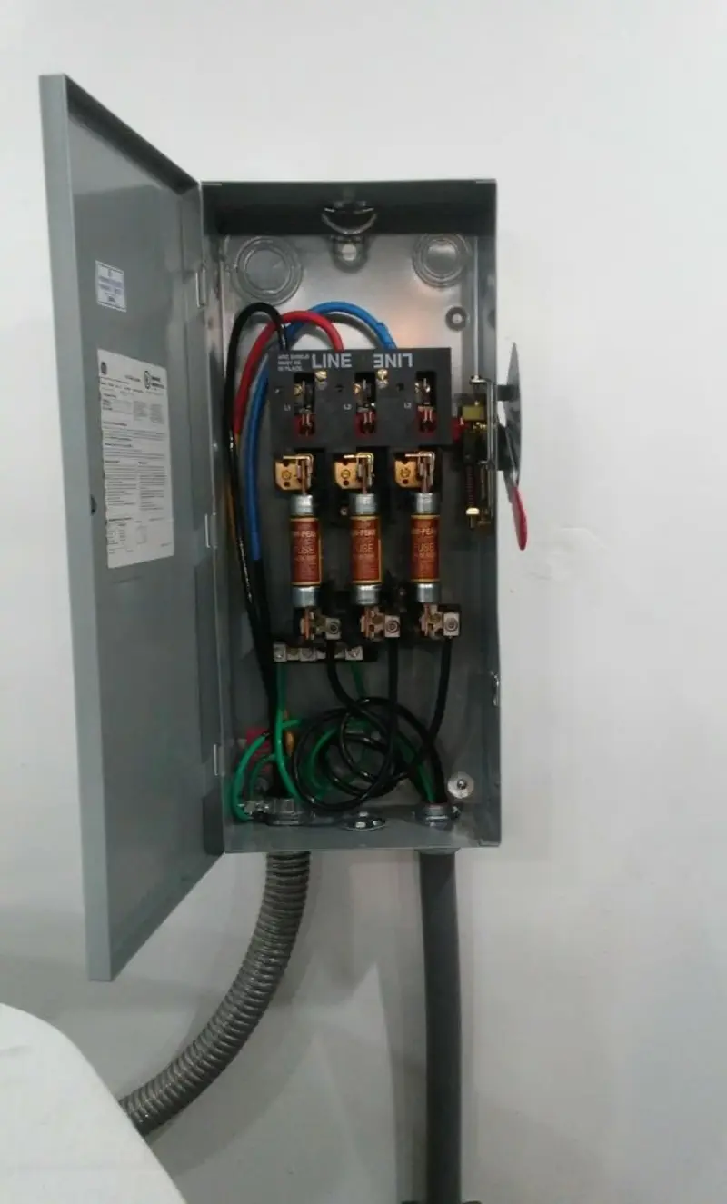 Three-phase disconnect switch installed for Smoke Detector Installation in Marco Island